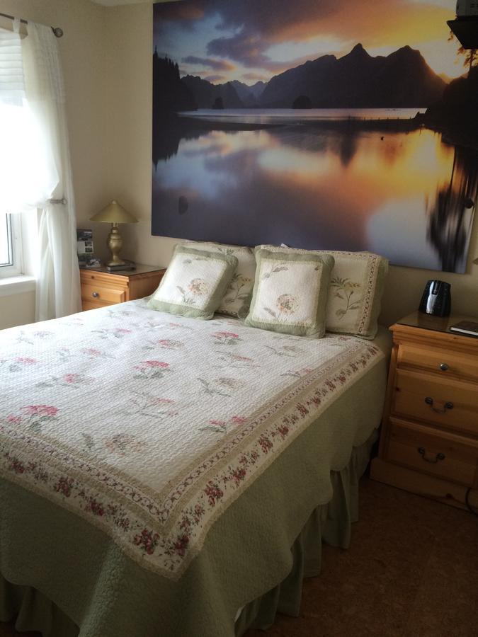 Vangorda Place B&B Whitehorse Exteriör bild
